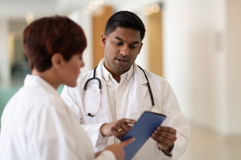 doctors working together